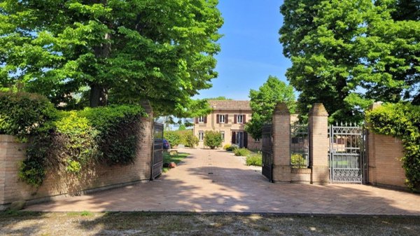 casa indipendente in vendita a Bagnacavallo