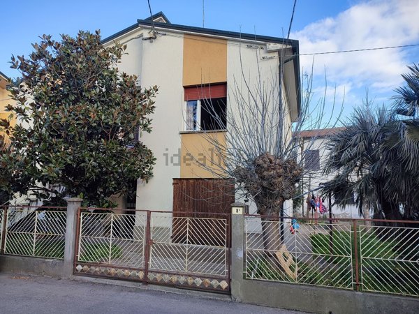 casa indipendente in vendita a Bagnacavallo