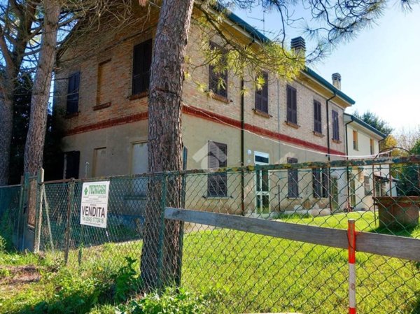 casa indipendente in vendita a Bagnacavallo in zona Villanova