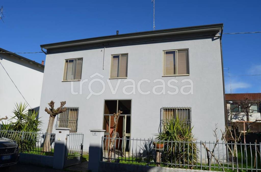 casa indipendente in vendita a Bagnacavallo