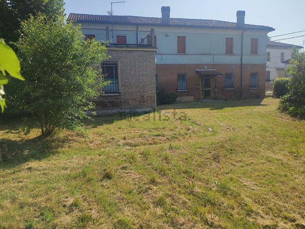 casa indipendente in vendita a Bagnacavallo in zona Villanova