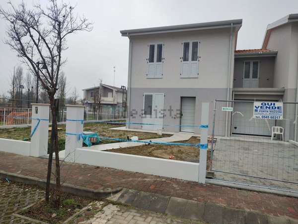 casa indipendente in vendita a Bagnacavallo