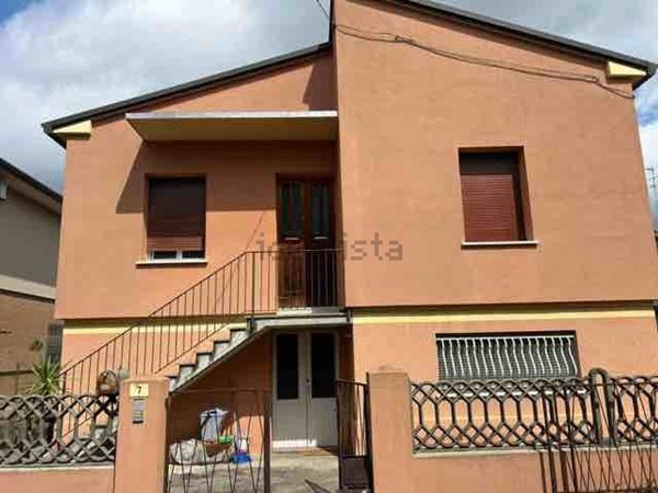 casa indipendente in vendita a Bagnacavallo