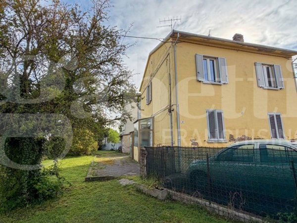 casa indipendente in vendita a Bagnacavallo in zona Villanova
