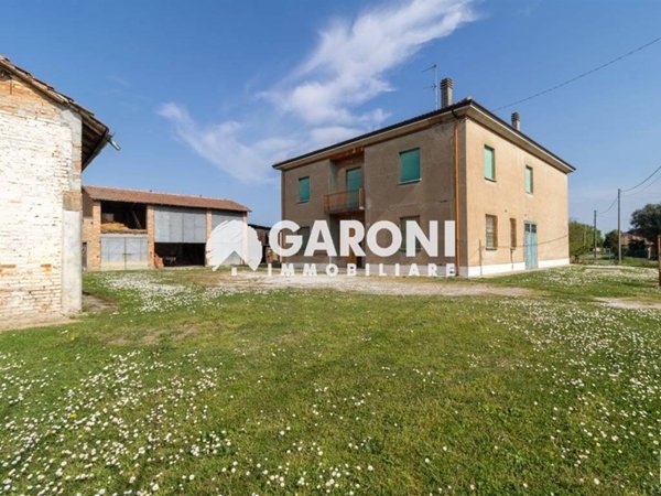 casa indipendente in vendita a Bagnacavallo in zona Masiera