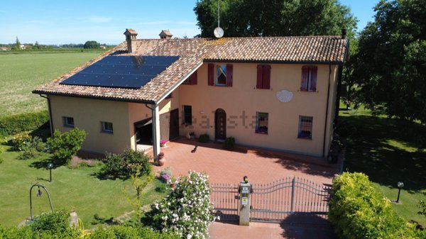 casa indipendente in vendita a Bagnacavallo