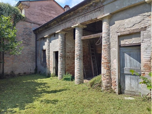 casa indipendente in vendita a Bagnacavallo