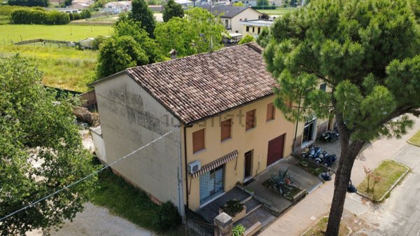 casa indipendente in vendita a Bagnacavallo