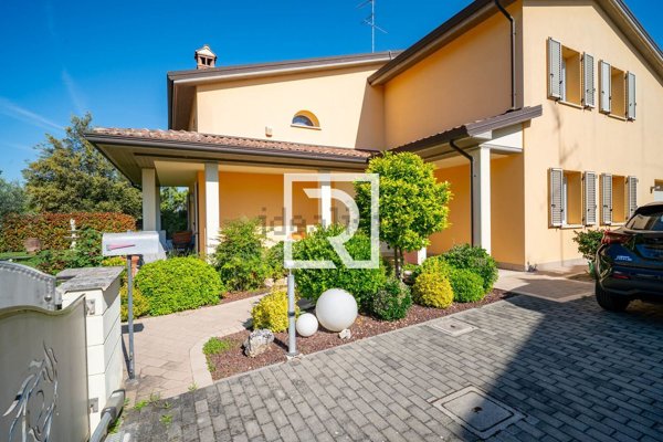 casa indipendente in vendita a Bagnacavallo