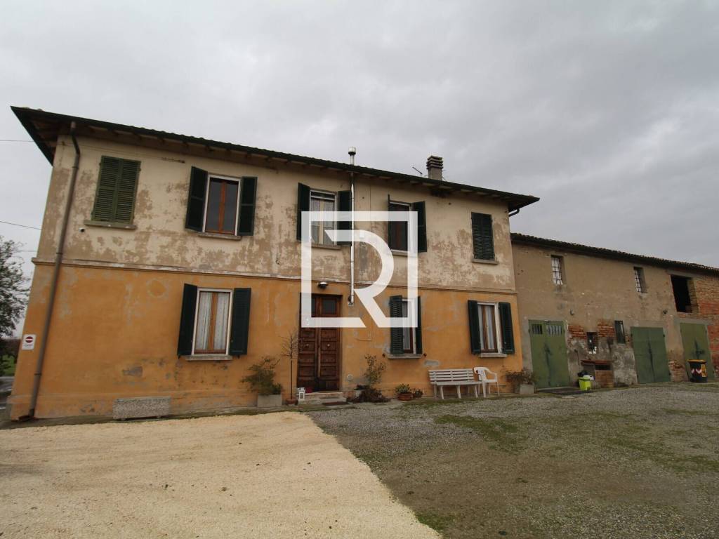 casa indipendente in vendita a Bagnacavallo in zona Masiera