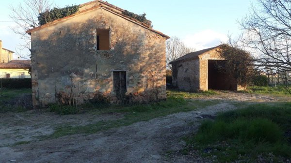 pentavano in vendita a Bagnacavallo in zona Glorie