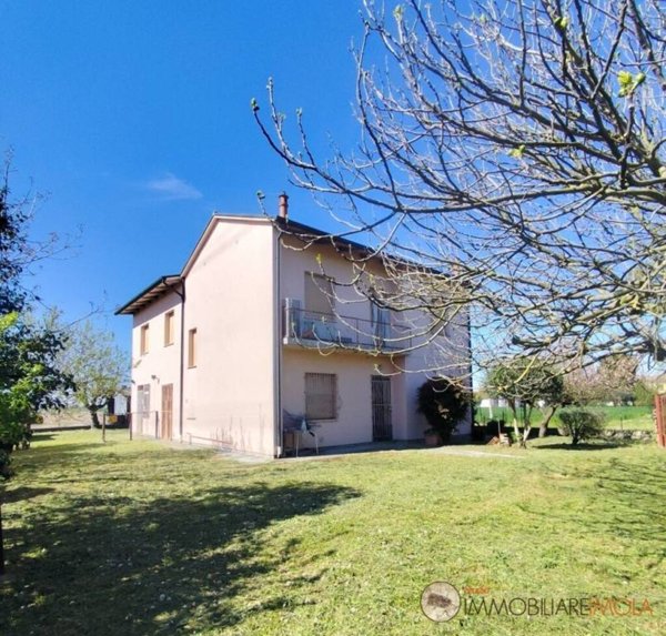 casa indipendente in vendita a Bagnacavallo in zona Glorie