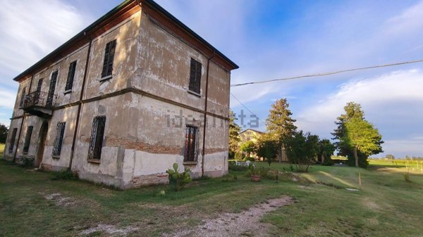 casa indipendente in vendita a Bagnacavallo in zona Glorie