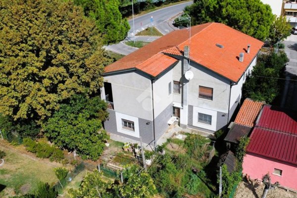 casa indipendente in vendita a Bagnacavallo