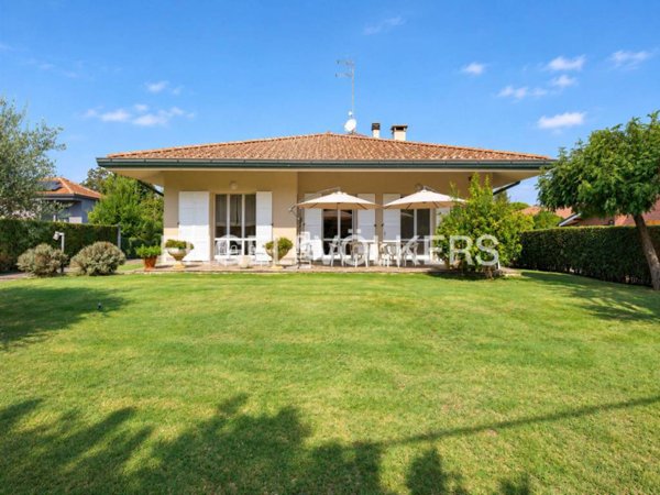 casa indipendente in vendita a Bagnacavallo in zona Villanova