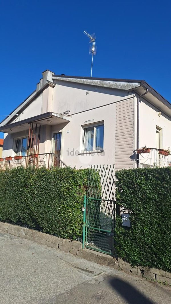 casa indipendente in vendita a Bagnacavallo