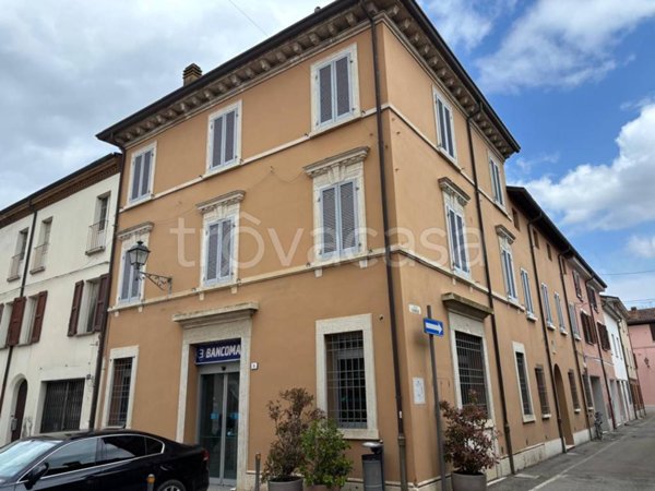 intera palazzina in vendita a Bagnara di Romagna