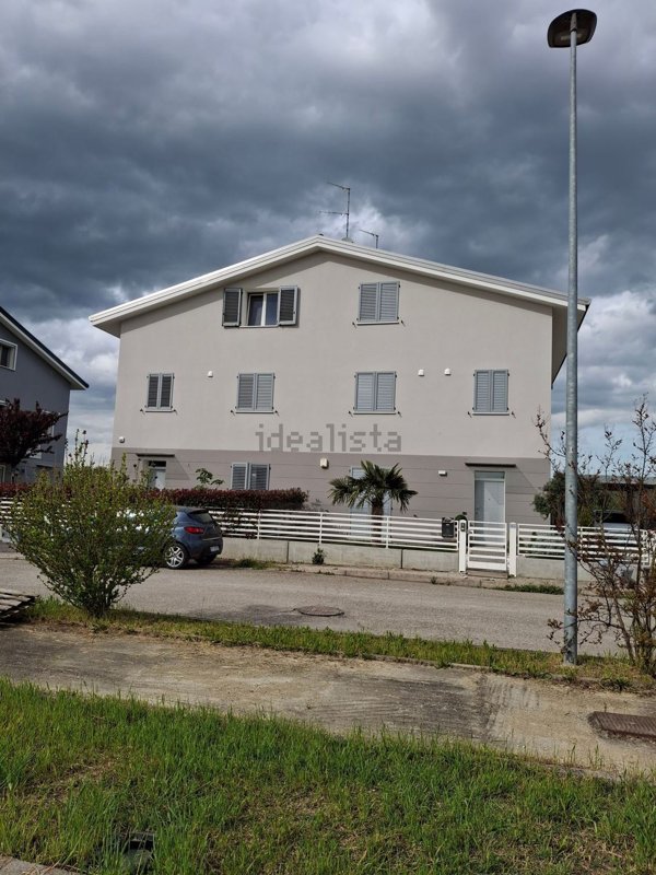 casa indipendente in vendita a Bagnara di Romagna