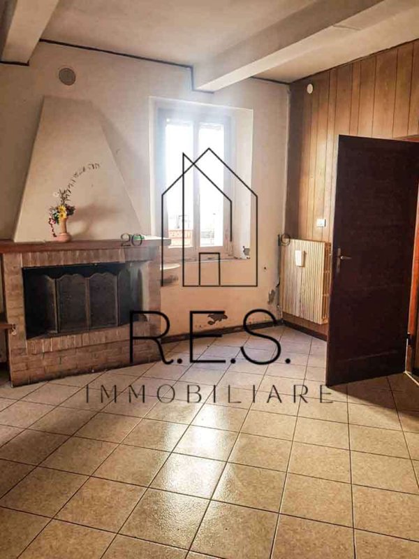 casa indipendente in vendita a Bagnara di Romagna