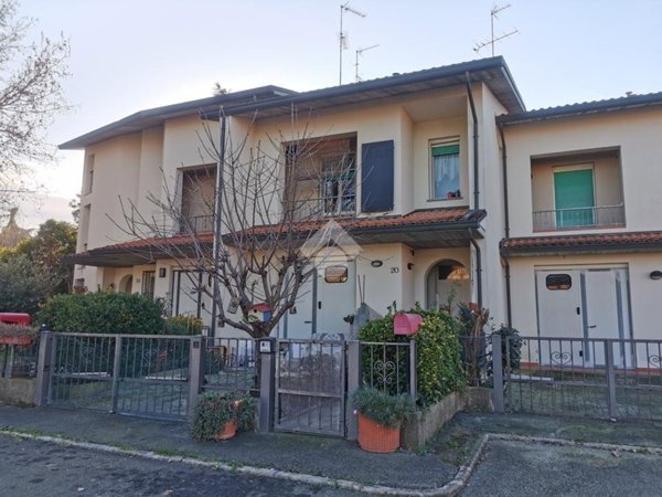 casa indipendente in vendita a Bagnara di Romagna