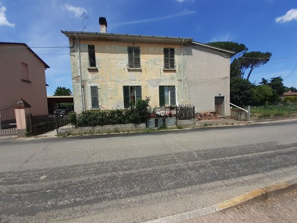 casa indipendente in vendita a Brisighella in zona La Strada