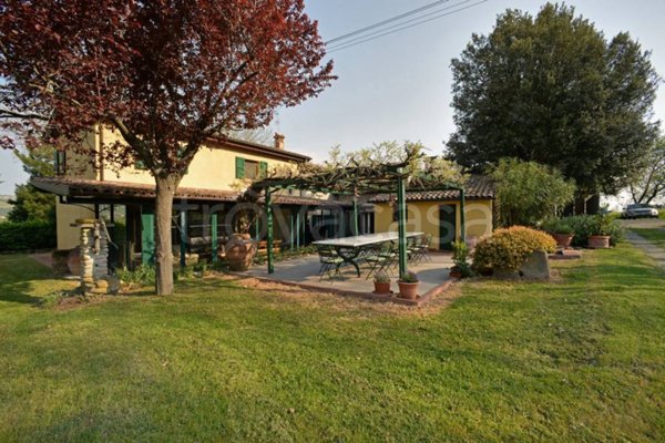 casa indipendente in vendita a Brisighella