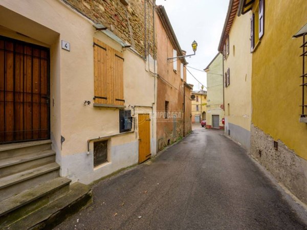 casa indipendente in vendita a Brisighella in zona Fognano