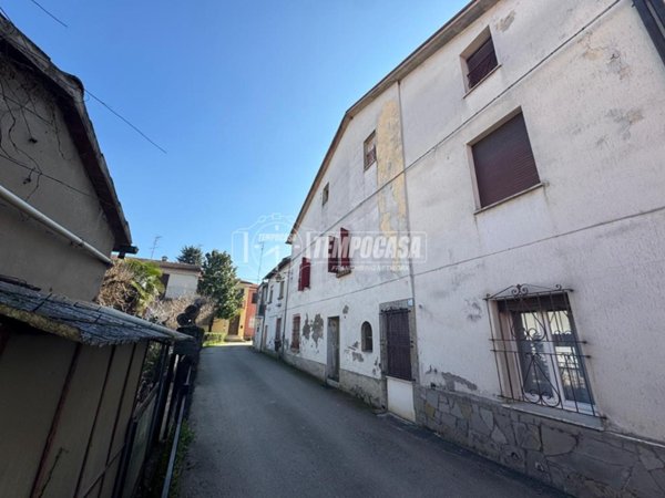 appartamento in vendita a Brisighella in zona Villa San Giorgio in Vezzano