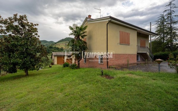 casa indipendente in vendita a Brisighella
