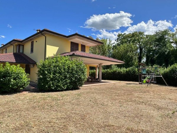 casa indipendente in vendita a Brisighella in zona Marzeno