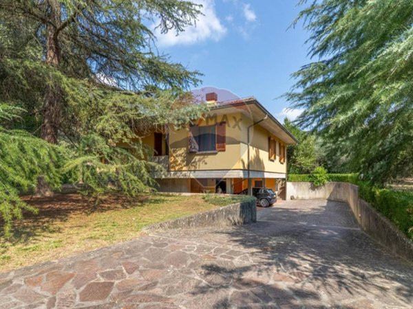 casa indipendente in vendita a Brisighella