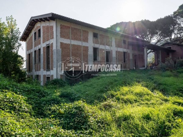 casa indipendente in vendita a Brisighella in zona Fognano