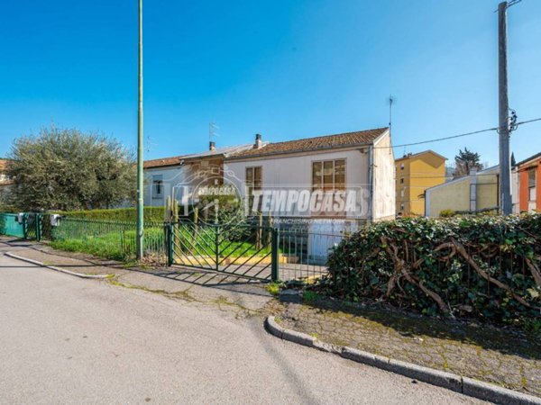 casa indipendente in vendita a Brisighella