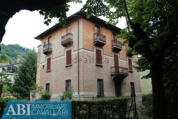 casa indipendente in vendita a Brisighella in zona Fognano