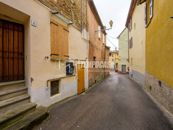 casa indipendente in vendita a Brisighella in zona Fognano