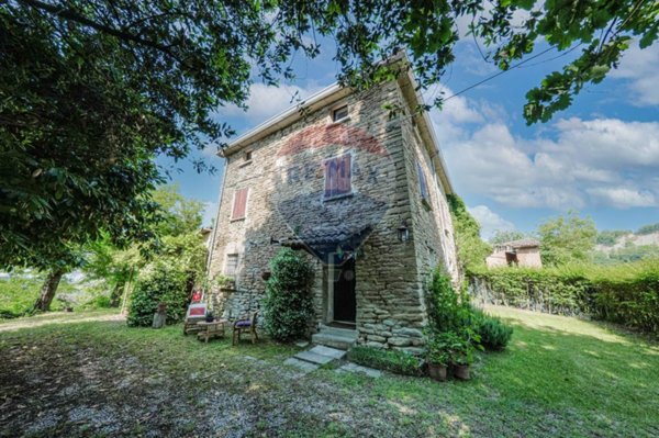 casa indipendente in vendita a Brisighella in zona Zattaglia