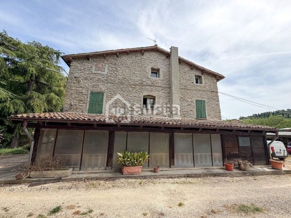 casa indipendente in vendita a Brisighella