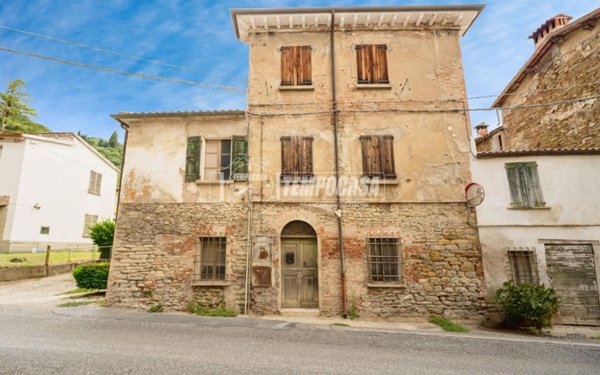 casa indipendente in vendita a Brisighella in zona Fognano
