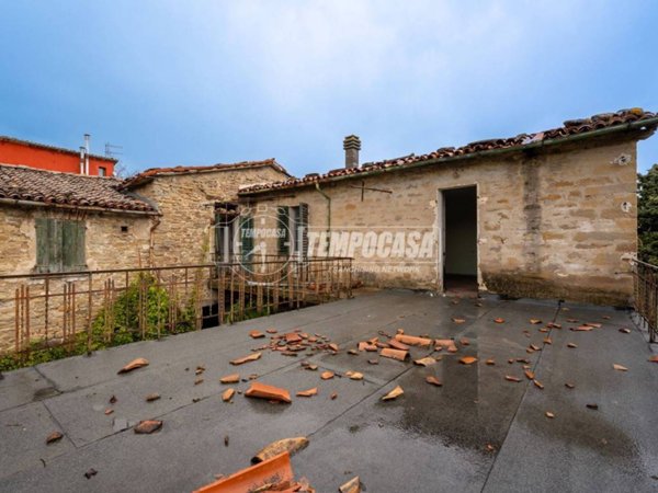 casa indipendente in vendita a Brisighella in zona Castellina