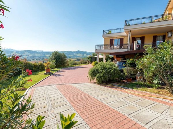 casa indipendente in vendita a Brisighella