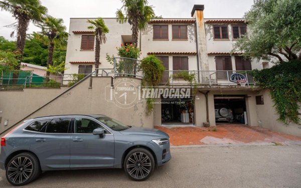 casa indipendente in vendita a Casola Valsenio