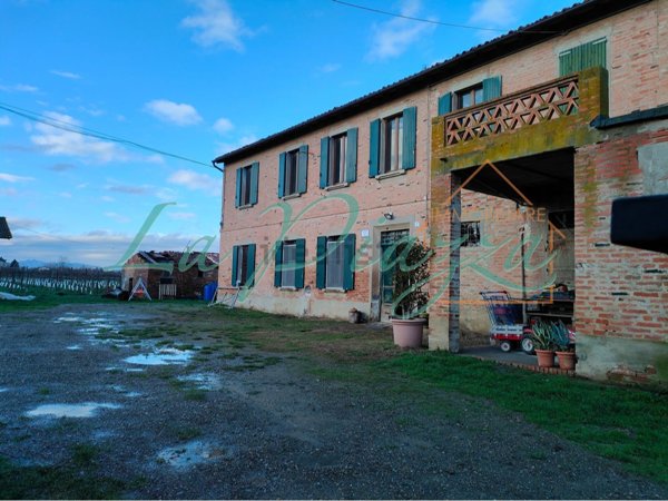 casa indipendente in vendita a Castel Bolognese in zona Casalecchio