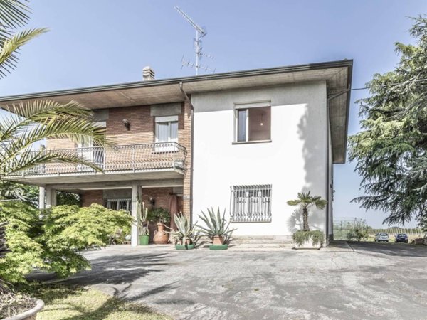 casa indipendente in vendita a Castel Bolognese