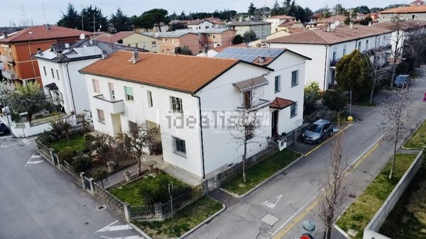 casa indipendente in vendita a Castel Bolognese