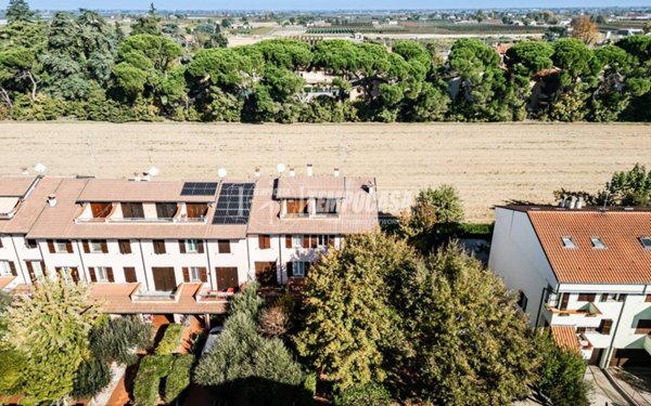 casa indipendente in vendita a Castel Bolognese