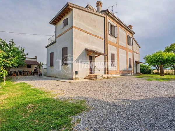 casa indipendente in vendita a Castel Bolognese