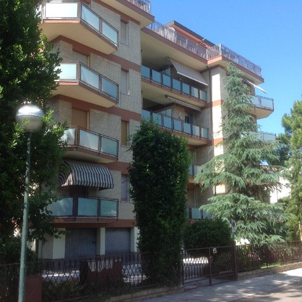appartamento in vendita a Cervia in zona Milano Marittima