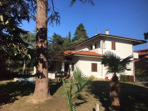 casa indipendente in vendita a Cervia in zona Terme