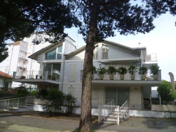 appartamento in vendita a Cervia in zona Milano Marittima