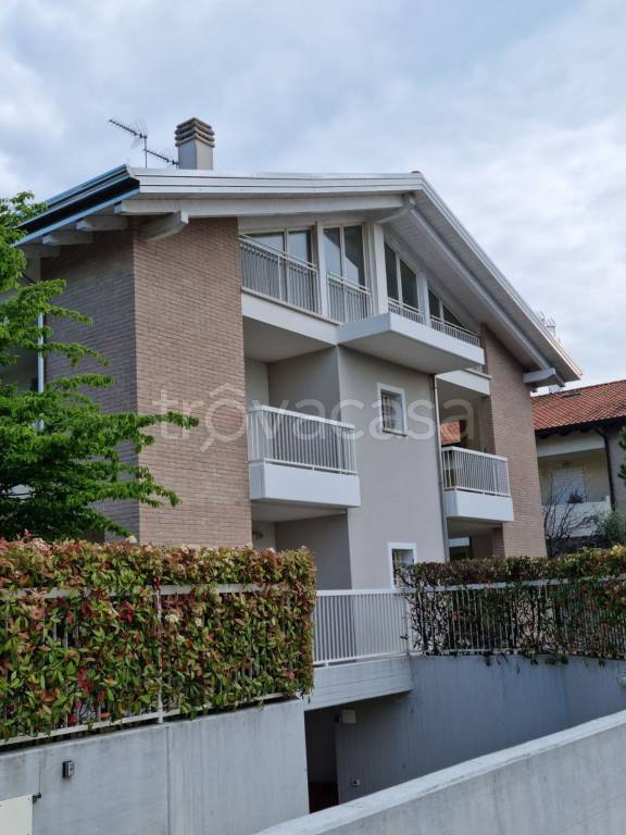 casa indipendente in vendita a Cervia